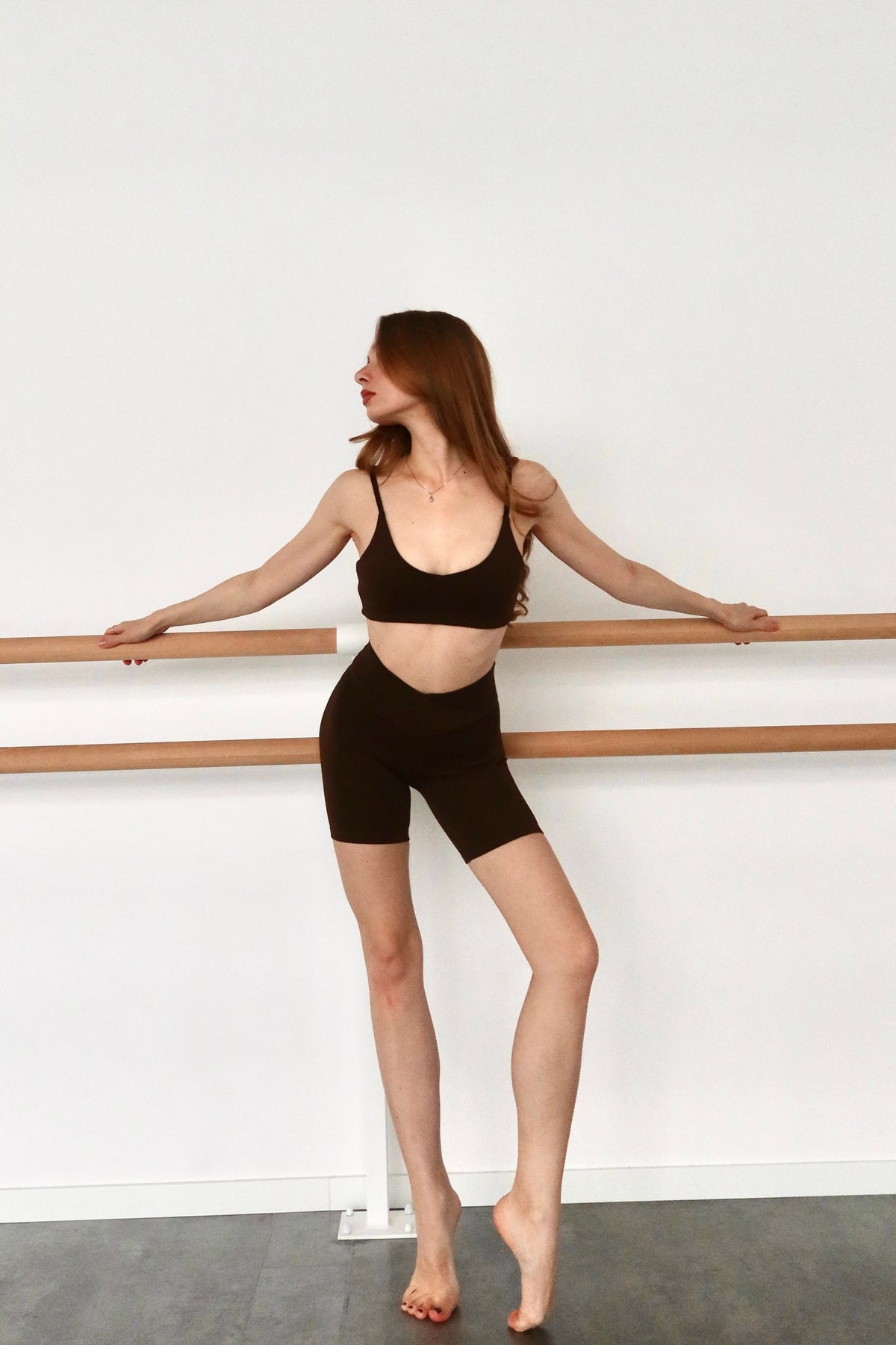 Shorts V-Waist chocolate brown